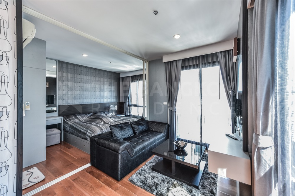 For RentCondoAri,Anusaowaree : For rent: The Vertical Aree/BTS Ari, 1 bedroom, 1 bathroom, 41 sq m., Aree area, interested Tel;.0876358339 K.Nang