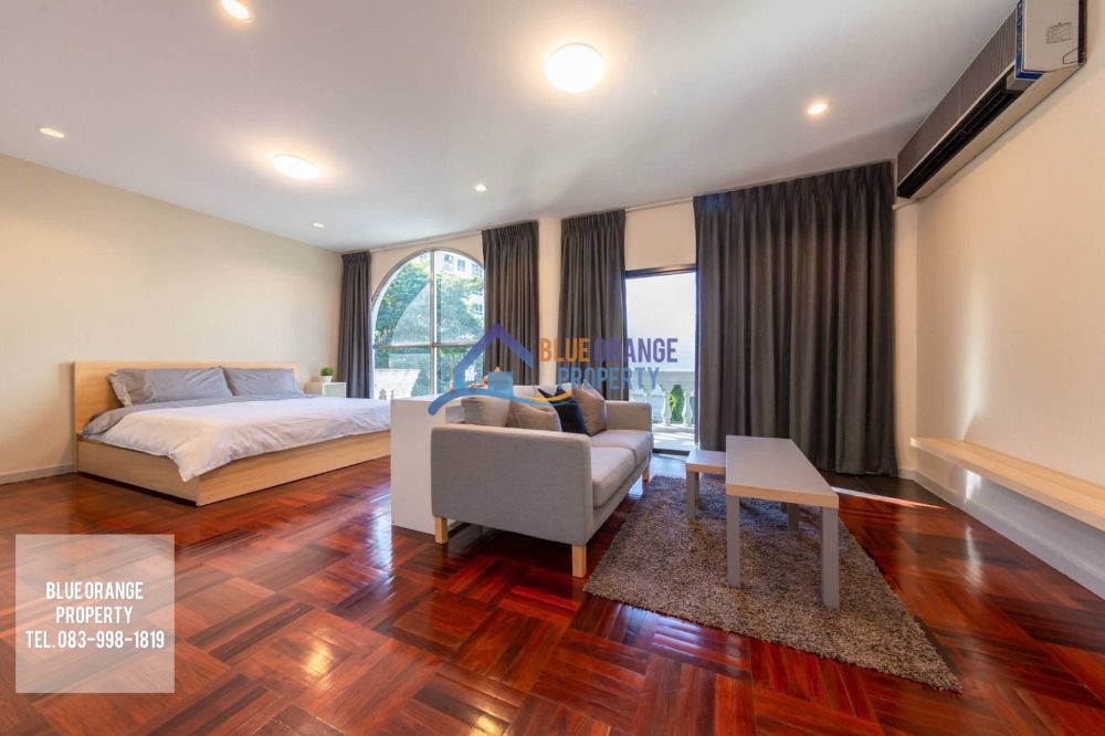 For RentTownhomeSathorn, Narathiwat : 4 stories townhome/home office for rent Sathorn Very good location, can enter and exit in many ways. Nearby there are many famous restaurants.