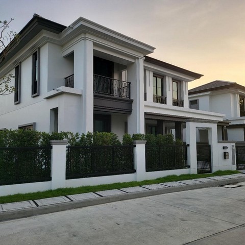 For RentHousePathum Thani,Rangsit, Thammasat : HR1260 2-story detached house for rent, Setthasiri Project. Bangkok-Pathum Thani Near Flora Ville golf course