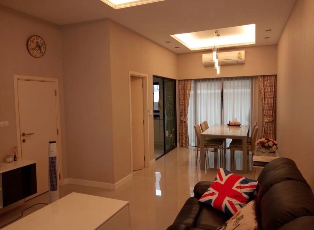 ให้เช่าทาวน์โฮมบางซื่อ วงศ์สว่าง เตาปูน : 🏡𝙁𝙤𝙧 𝙍𝙚𝙣𝙩 / ทาวน์โฮม 3 ชั้น “โครงการ ฟลอรา วงศ์สว่าง (Flora Wongsawang)“ สภาพบ้านใหม่ ‼️ ทำเลดีใกล้รถไฟฟ้าสายสีม่วง ติวานนท์-วงศ์สว่าง/แต่งเฟอร์นิเจอร์ครบ บิ้วอินสวยมากก