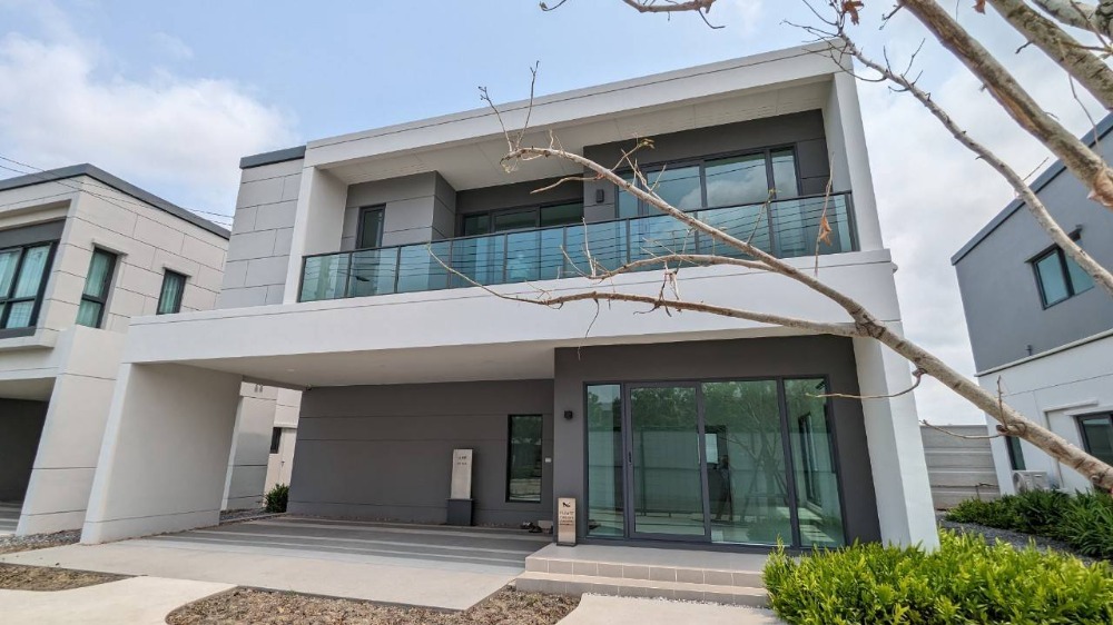 ให้เช่าบ้านบางนา แบริ่ง ลาซาล : The Centro Bangna ทำเลดี ใกล้เมกะบางนา  4 นอน 5 น้ำ