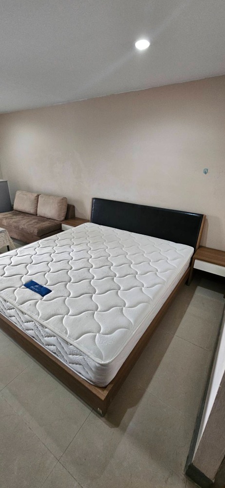For RentCondoBangna, Bearing, Lasalle : Condo for rent, Regent Home Bangna, beautiful room with electrical appliances and furniture.