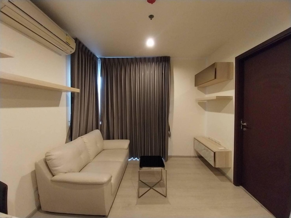 For RentCondoRama9, Petchburi, RCA : Rhythm Asoke