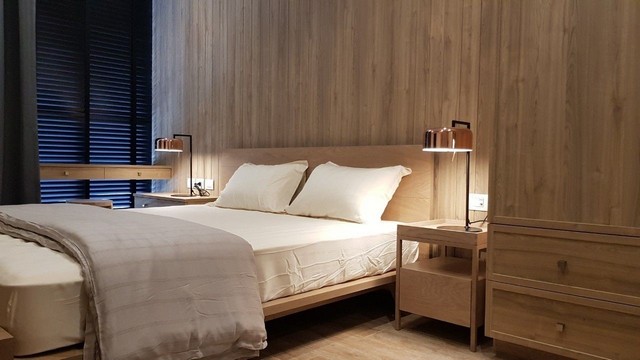 For RentCondoWitthayu, Chidlom, Langsuan, Ploenchit : Condo for rent, Noble Ploenchit, size 1 bedroom, 59 sq m., next to BTS Ploenchit, high floor, beautiful view, complete with furniture.