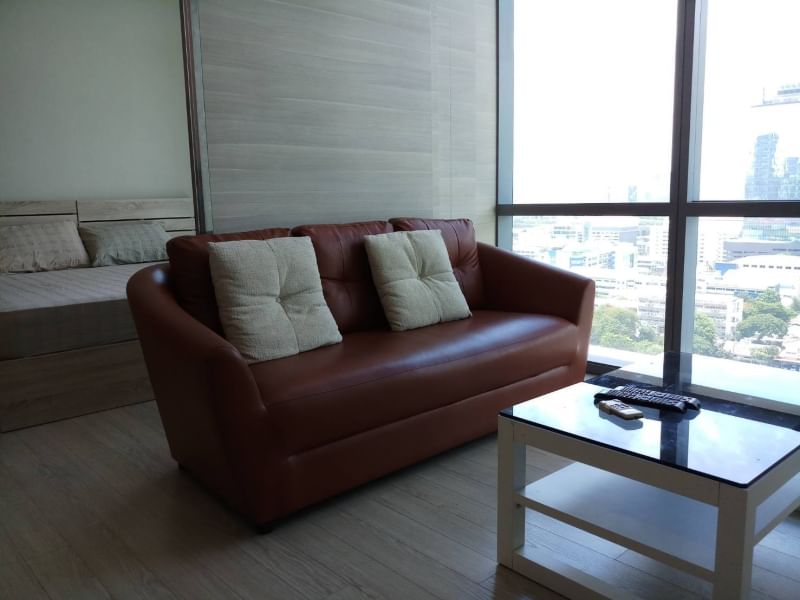 ให้เช่าคอนโดสุขุมวิท อโศก ทองหล่อ : The Room Sukhumvit 21 1 Bed 1 Bath 52 Sqm Fl19 | เดอะ รูม สุขุมวิท 21 1 ห้องนอน 1 ห้องน้ำ 52 ตรม ชั้น 19
