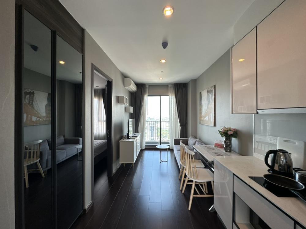 For RentCondoSukhumvit, Asoke, Thonglor : 🏢 C Ekkamai📍32nd floor 🌤️Beautiful view, beautifully decorated 🛏️ 1 bedroom 🛋️ Fully Furnished 📺 Complete electrical appliances (special price)