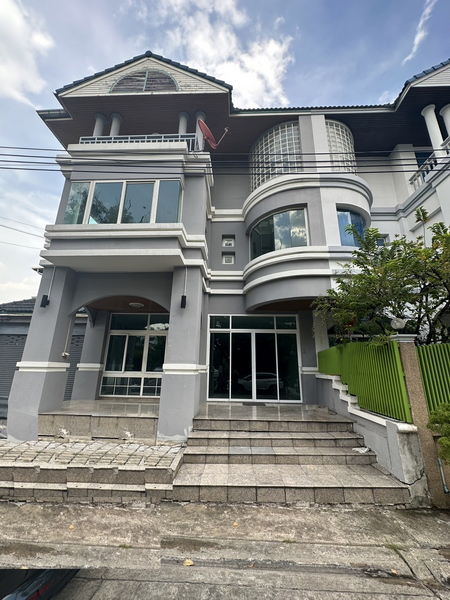 For RentTownhomeYothinpattana,CDC : For Rent Bangkok Town House Si Vara Wang Thonglang BRE20062