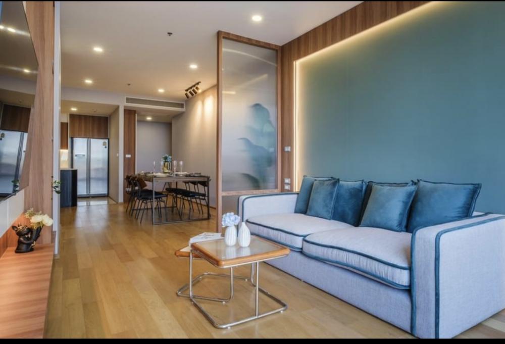 ให้เช่าคอนโดนานา : Hyde Sukhumvit 13 for rent ,  แรร์ไอเท็ม!! : พื้นที่ระเบียง 30 ตร.ม. ใกล้ BTS นานา เพียง 250 เมตร , 3 ห้องนอน 3 ห้องน้ำ, ทิศใต้รับลม 180 ตร.ม. แบ่งเป็น- 150 ตร.ม. -พื้นที่ terrace 30 ตร.ม.