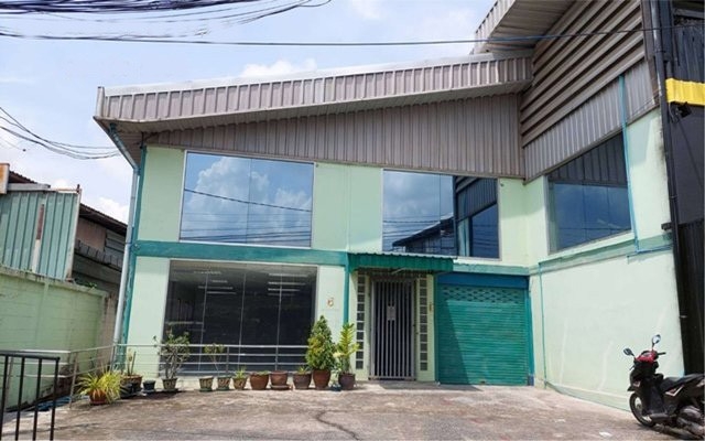 For RentWarehousePattanakan, Srinakarin : For Rent Bangkok Warehouse Pattanakarn Suan Luang BRE18007