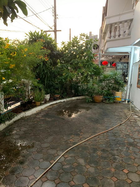 ให้เช่าทาวน์โฮมอ่อนนุช อุดมสุข : For Rent Bangkok Town House Sukhumvit BTS On Nut Phra Khanong BRE17402