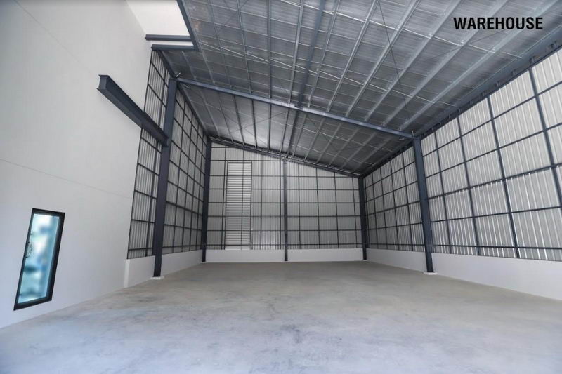 ให้เช่าโกดังเลียบทางด่วนรามอินทรา : For Rent Bangkok Warehouse Pradit Manutham Wang Thonglang BRE16265