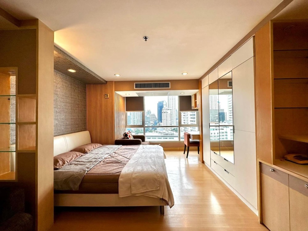 ให้เช่าคอนโดนานา : ★ The Trendy Sukhumvit 13 ★ 36 ตรม.,ชั้น 12 (สตูดิโอ), ★ใกล้ BTS นานา★ใกล้ห้างเทอมินอล 21★ สิ่งอำนวยความสะดวกมากมาย★ เครื่องใช้ไฟฟ้าครบครัน★