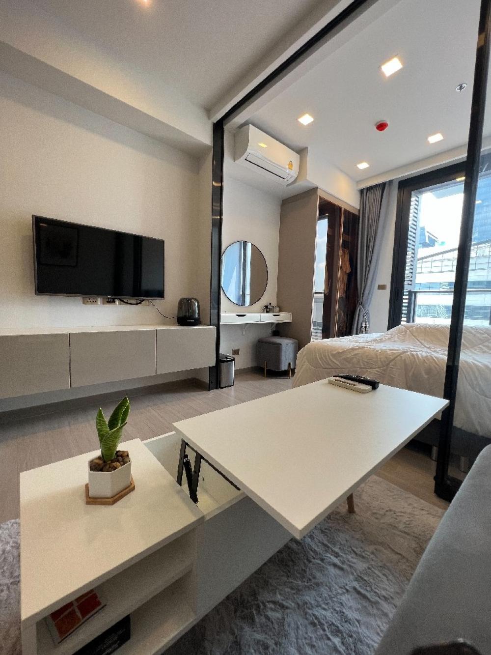 ให้เช่าคอนโดพระราม 9 เพชรบุรีตัดใหม่ RCA : 🔥One 9 Five 🔥 [For Rent] 18,500Baht luxury condo ชั้นสูง ใกล้MRT Rama9. ติดเซ็นทรัลพระราม9 และตลาดจ็อดแฟร์ ใกล้ทางด่วนศรีนครินทร์ รายล้อมด้วยสิ่งอำนวยความสะดวก โทรเลย!! 0856675350 ลี่ , Line ID : Amlilly