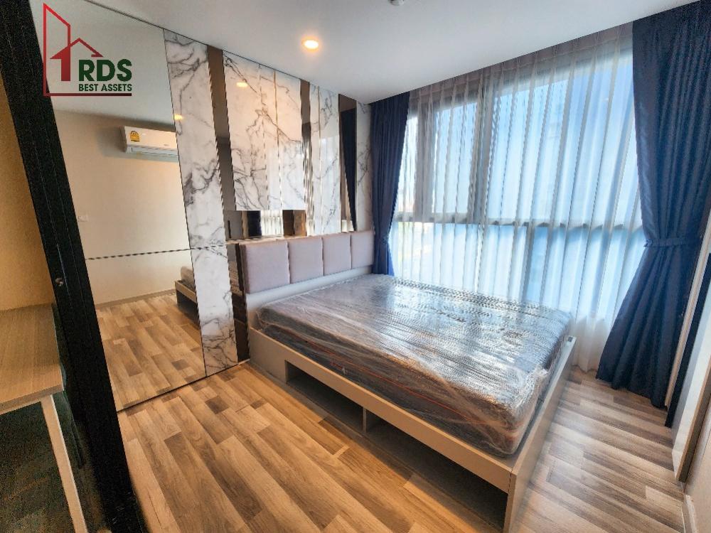 For RentCondoRatchadapisek, Huaikwang, Suttisan : Rds-2216 Condo for rent, The Cube Premium Ratchada 32 [The Cube Premium Ratchada 32], beautiful built-ins, plenty of storage.