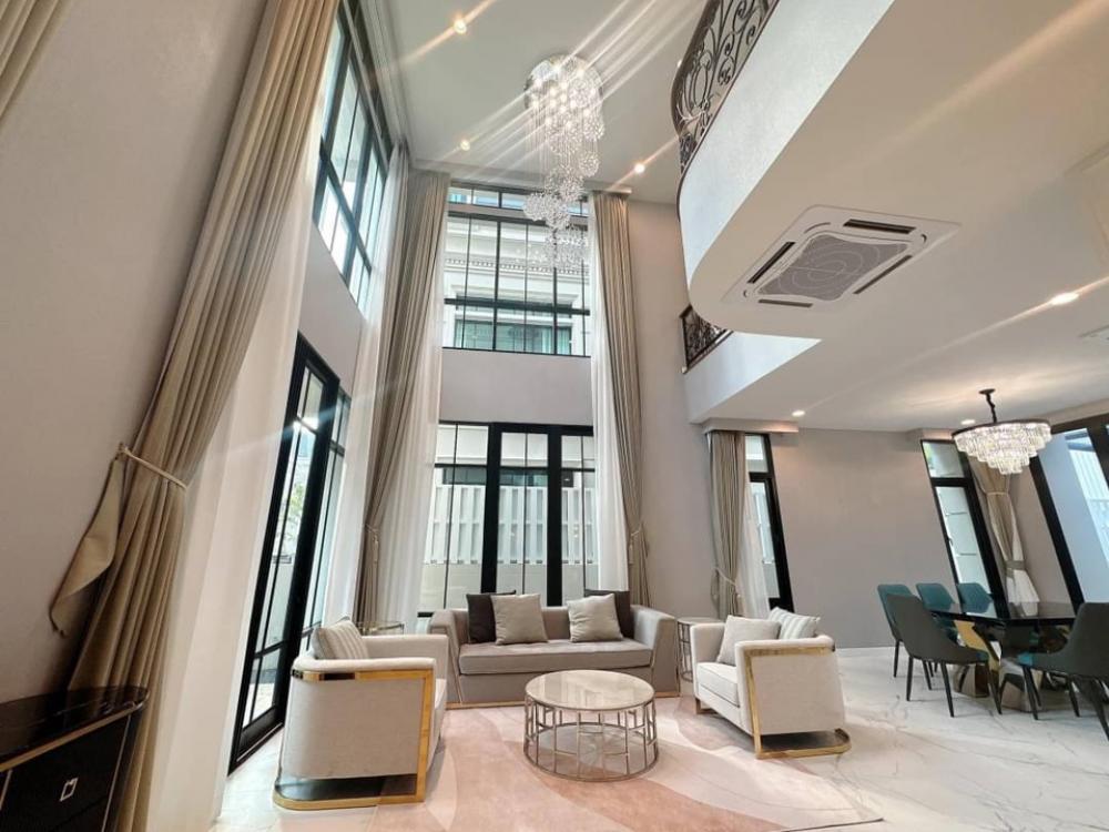 ให้เช่าบ้านพระราม 3 สาธุประดิษฐ์ : 🏢 The welton Rama 9 🛏️ห้องสวย ✨5 ห้องนอน🌐  📍บ้านในฝัน 3 ชั้น  🌤️วิวสวย 🛋️เฟอร์นิเจอร์ 📺เครื่องใช้ไฟฟ้า ครบ (ราคาพิเศษ