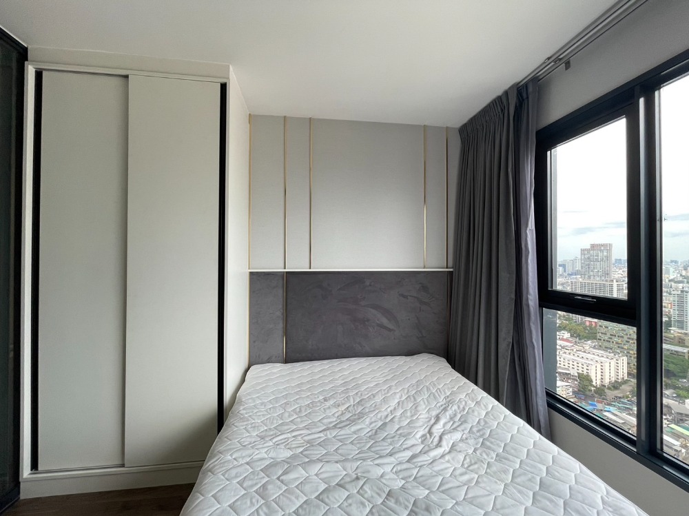For RentCondoLadprao, Central Ladprao : ✨  Life Ladprao Valley Condo : 1 Bedroom , 1 Bathroom, 35 sqm. Rental Price 24,000THB/Month ✨