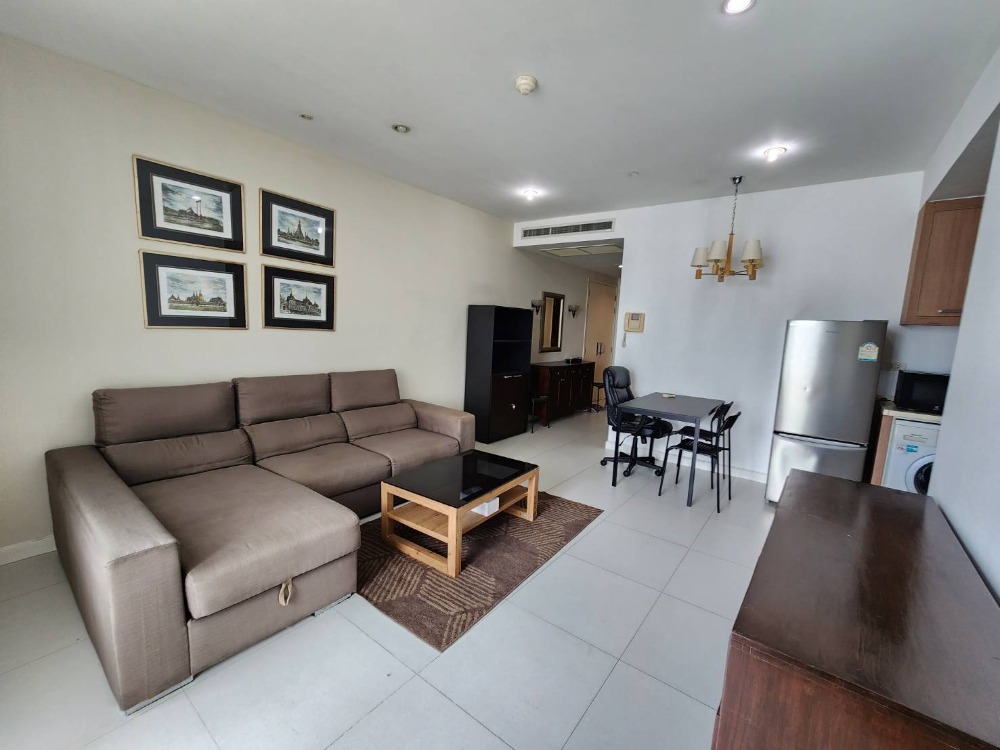 ให้เช่าคอนโดวิทยุ ชิดลม หลังสวน : Pet Friendly 🐱🐶 1 Bed 58 Sqm / High Floor + Nice View / 28,000 THB