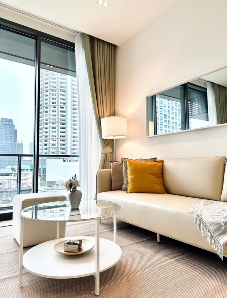 For RentCondoSukhumvit, Asoke, Thonglor : Condo for rent, 1 bedroom, The Strand Thonglor, 48 sq m. For sale/rent, hottest project, hard to find, good price.