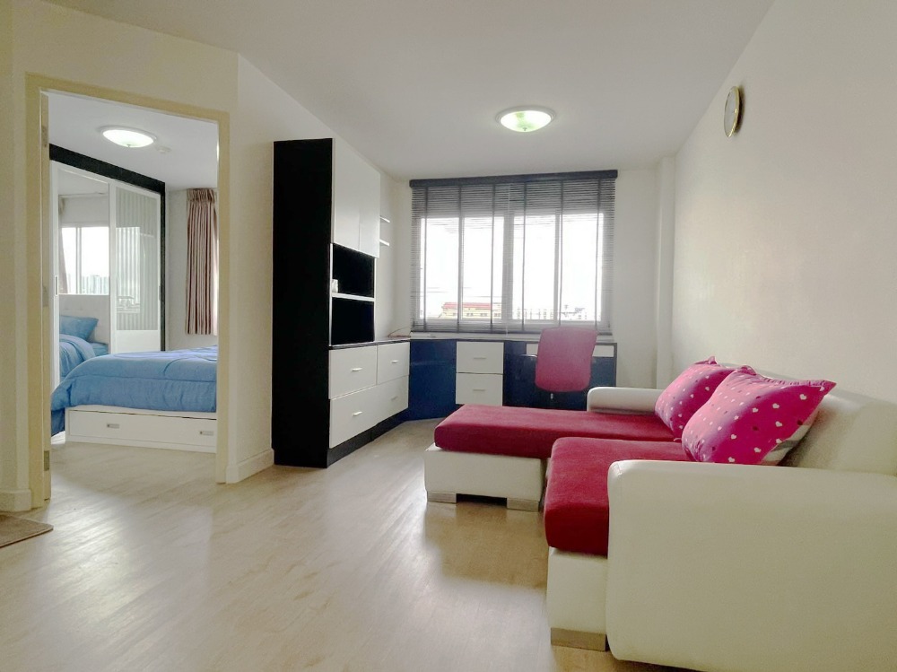 ขายคอนโดรามคำแหง หัวหมาก : S-LPNBD108  ลุมพินี คอนโดทาวน์ บดินทร์เดชา-รามฯ, ชั้น 6 แต่งครบ 37 ตรม. 1.95 ล้าน 064-959-8900