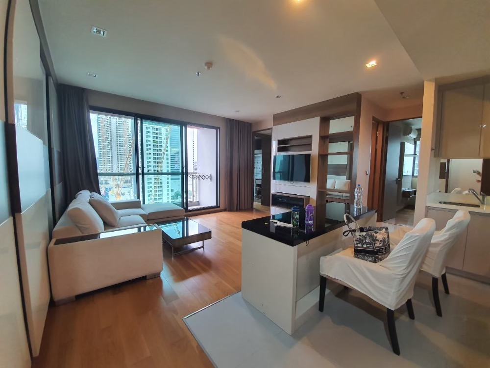 ให้เช่าคอนโดสาทร นราธิวาส : ปล่อยเช่า The Address Sathorn (ดิ แอดเดรส สาทร)