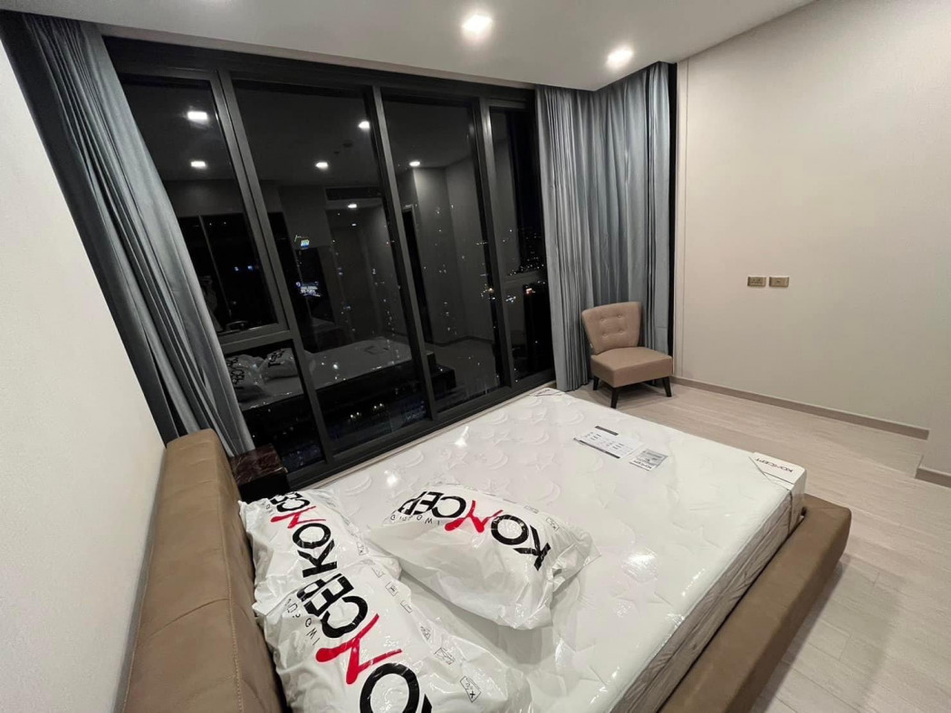 For RentCondoRama9, Petchburi, RCA : Condo for rent, 2 bedrooms, One Nine Five Asoke - Rama 9, 58 sq m. Hot project, next to Central and MRT Rama 9.