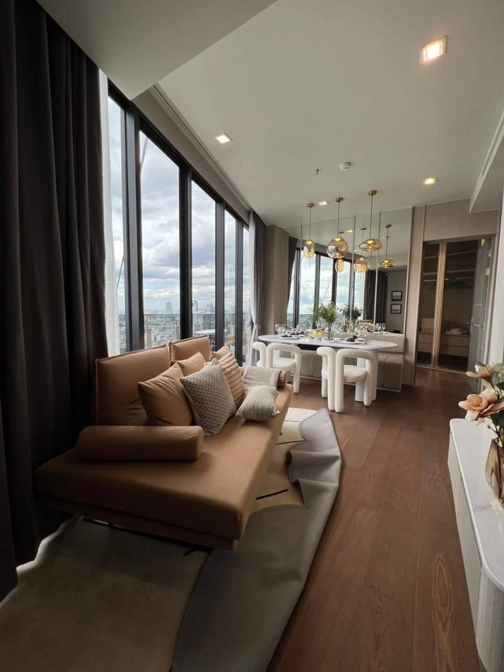 ให้เช่าคอนโดอารีย์ อนุสาวรีย์ : ให้เช่า คอนโด 2 ห้องนอน Ideo Q Victory 71 ตรม. New room วิวอนุสาวรีย์ ระเบียงกว้างมาก