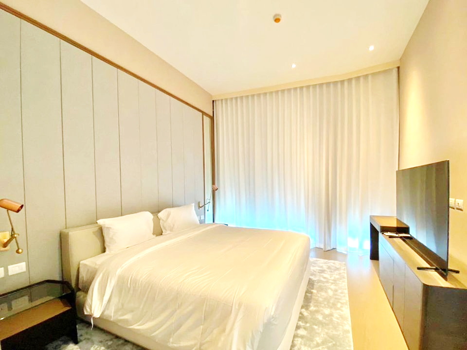 ให้เช่าคอนโดวิทยุ ชิดลม หลังสวน : 4867😊 For RENT ให้เช่า 1 ห้องนอน🚄BTS ชิดลม🏢สโคป หลังสวน SCOPE Langsuan🔔พื้นที่:85.00ตร.ม.💲เช่า:180,000฿📞O99-5919653,065-9423251✅LineID:@sureresidence