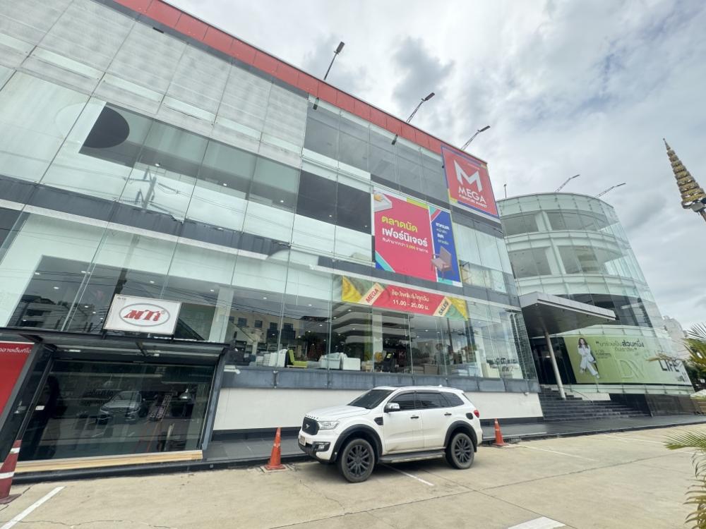 For RentShop HouseRatchadapisek, Huaikwang, Suttisan : 🎉4-storey building for rent next to Ratchadaphisek Road, 5,000sq.m., can be rented out, free parking, between Mrt Huai Khwang - Mrt Sutthisan.