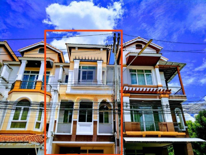 For RentTownhomePathum Thani,Rangsit, Thammasat : Townhouse for rent, Phummarin Rangsit, near Zeer Rangsit, just 1 minute.
