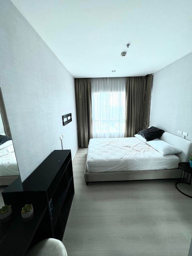 For RentCondoRatchadapisek, Huaikwang, Suttisan : 🔴22,000฿🔴 𝐋𝐢𝐟𝐞 𝐑𝐚𝐭𝐜𝐡𝐚𝐝𝐚𝐩𝐢𝐬𝐞𝐤 | ไลฟ์ รัชดาภิเษก ♦️ ใกล้ MRT สุทธิสาร ยินดีบริการ🙏✍️สนใจทักไลน์​ตอบ​ไว​มาก​ @bbcondo88​ ✍️รหัส​ทรัพย์​ 879-B5490