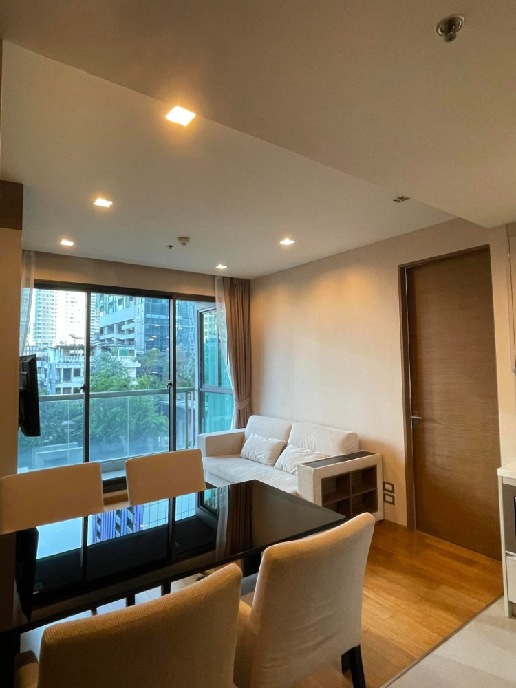 For RentCondoSathorn, Narathiwat : The Address Sathorn