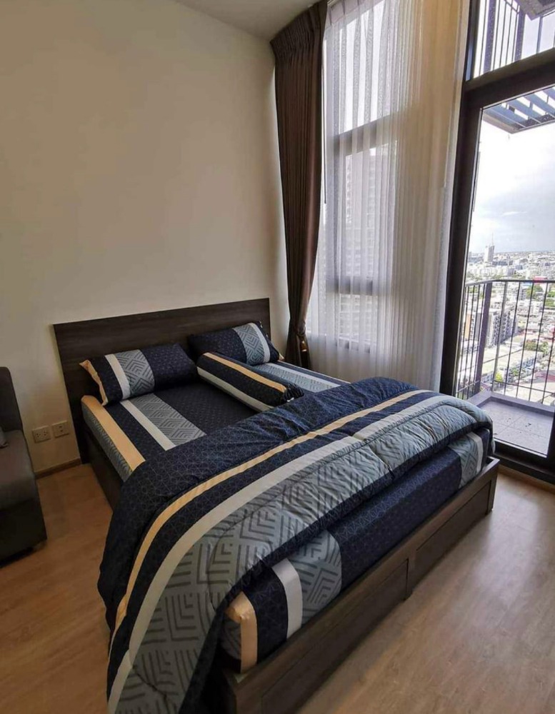 For RentCondoKasetsart, Ratchayothin : ⛩️ For rent Centric Ratchayothin // Size 27 sq m // Floor 18 // Room 1 bed // City view