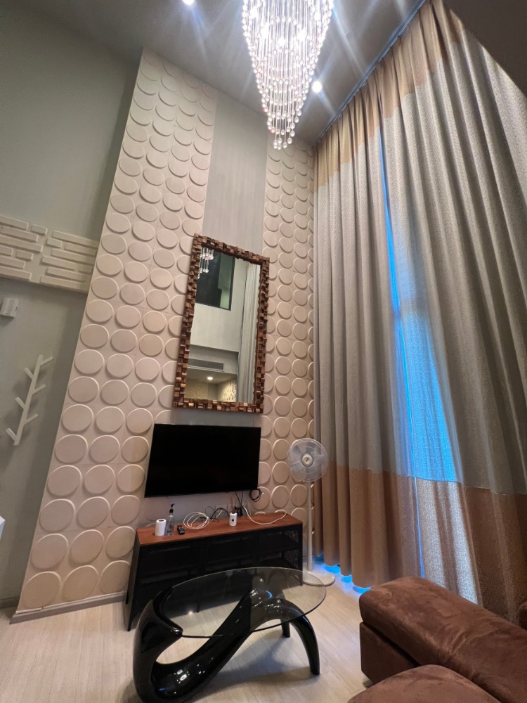 For RentCondoRatchathewi,Phayathai : Vacant for rent. Room with high ceilings, airy, feels like a house, 2 floors, 2bed Duplex. Pyne By Sansiri, fully furnished, ready to move in.