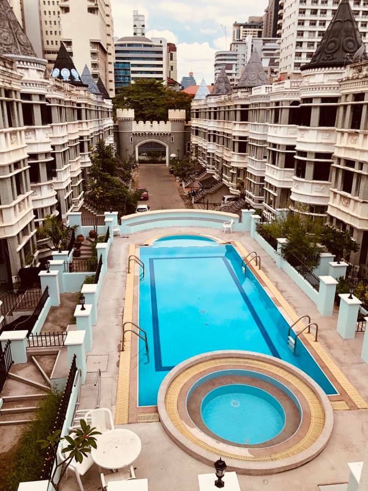 For RentTownhomeSukhumvit, Asoke, Thonglor : ✨FOR RENT, Cluster Home with Pool / Chicha Cascle Village / Asok-Phrom Phong  **BTS Phrom Pong 2 kilometers