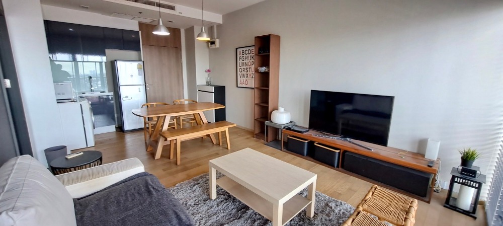 For RentCondoSukhumvit, Asoke, Thonglor : ♥ Available for rent: Noble Reveal, size 50 sq m., very large living room, only 25K, negotiable.