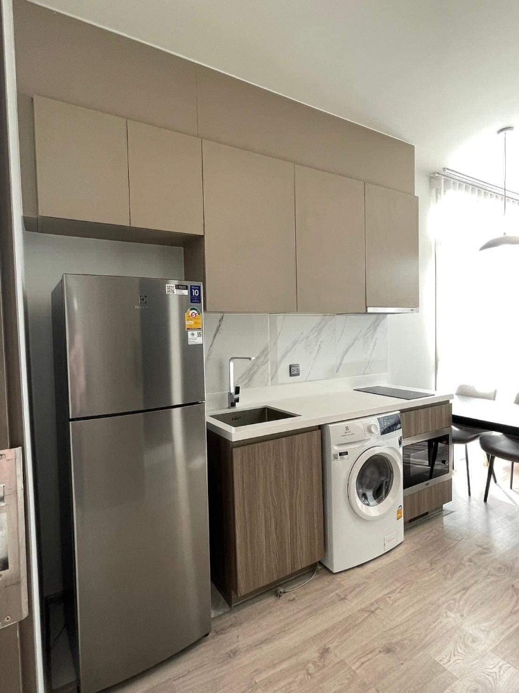 For RentCondoSukhumvit, Asoke, Thonglor : Rhythm Ekkamai Estate