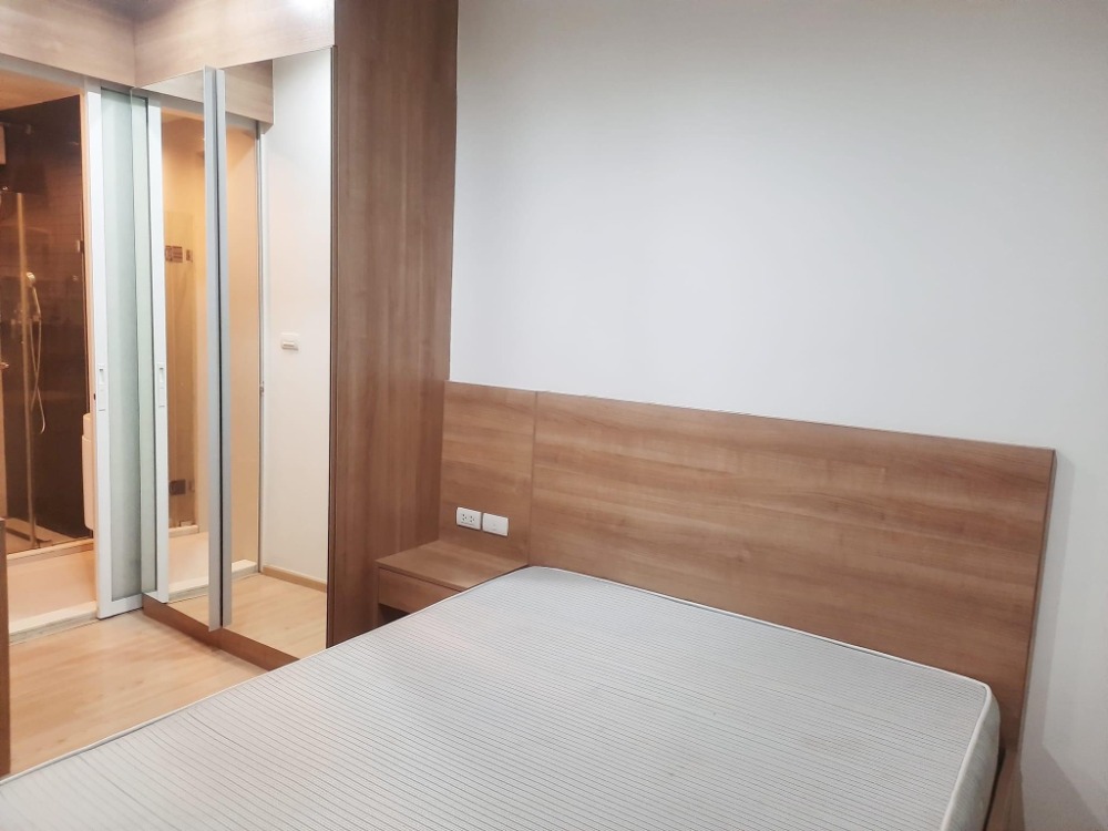 ให้เช่าคอนโดสะพานควาย จตุจักร : ริทึ่ม พหล - อารีย์  #BTSสะพานควาย #BTSอารีย์ ★มีถนนส่วนตัวเข้าไปเลยไม่ได้ยินเสียงรถไฟฟ้าและเสียงรถยนต์★ ★ในซอยอารีย์มีตลาด หาของกินอร่อยๆ★ ★รถรับส่งจากสถานีรถไฟฟ้า★ BTS Saphan Khwai