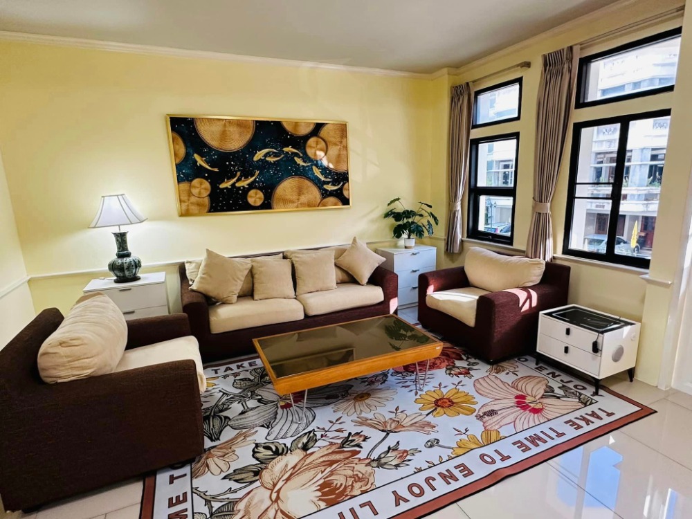 ให้เช่าทาวน์โฮมสุขุมวิท อโศก ทองหล่อ : LTH9520 – Townhome FOR RENT in Sukhumvit 31 4 beds 5 baths size 33 sq.w. Near BTS Phrom Phong Station ONLY 85k/Month