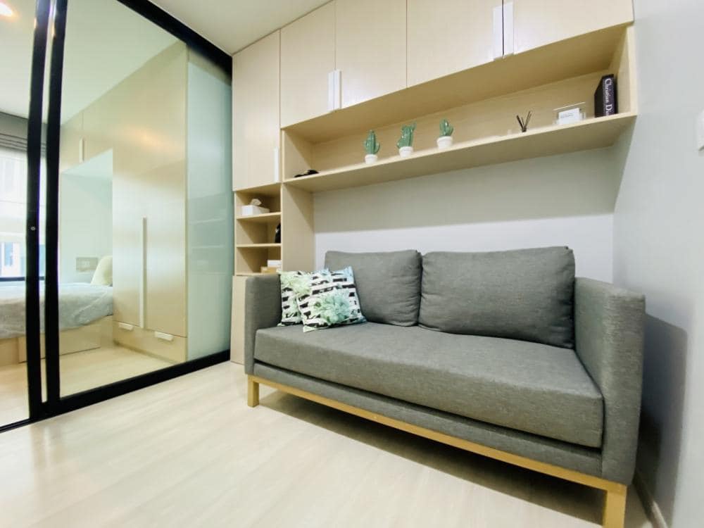 For SaleCondoRama9, Petchburi, RCA : Urgent sale Life Asoke 30 sq m., high floor, garden view, sale with tenant **MRT Phetchaburi