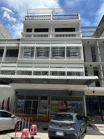 ให้เช่าอาคารพาณิชย์คลองเตย กล้วยน้ำไท : BS1240ให้เช่าอาคารพาณิชย์ 5 ชั้น ย่านพระราม 4 ใกล้เดอะปาร์ค พระราม 4 เดินทางสะดวก เหมาะทำออฟฟิศ