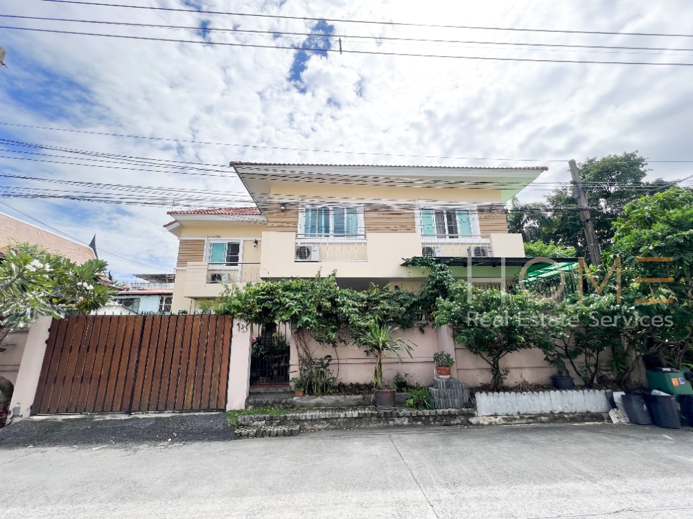 For SaleHouseOnnut, Udomsuk : Single House Soi Prawit and Friends 14 / 5 Bedrooms (FOR SALE) PUY143