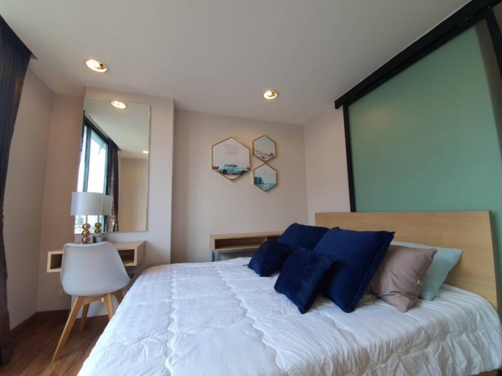 For RentCondoSukhumvit, Asoke, Thonglor : ★ Zenith Place Sukhumvit 42 ★33 sq m., 8th floor (1 bedroom, 1 bathroom), ★near BTS Ekkamai ★near Gateway Ekkamai and Major Ekkamai ★ Many amenities★ Complete electrical appliances