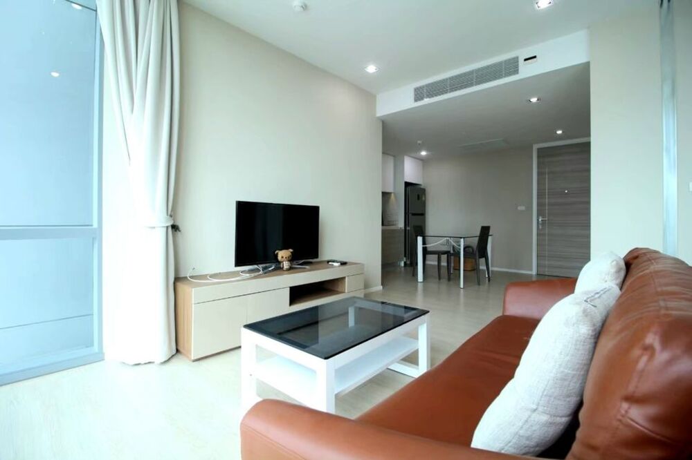 ให้เช่าคอนโดสุขุมวิท อโศก ทองหล่อ : Code C20230209899....The Room Sukhumvit 21 สำหรับเช่า, 1 ห้องนอน, 1 ห้องน้ำ, ชั้นสูง, แต่งครบ, พร้อมเข้าอยู่