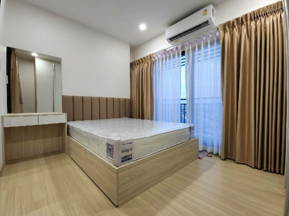 ให้เช่าคอนโดปิ่นเกล้า จรัญสนิทวงศ์ : 🔸ให้เช่าศุภาลัยลอฟท์ไฟฉายใกล้ MRT ไฟฉาย ร.พ.ศิริราชชั้น 16 ห้องมุมห้องสวยพร้อมเฟอร์แต่งครบ-พื้นที่ใช้สอย35 ตารางเมตร -1 ห้องนอน 1 ห้องน้ำ-1 ห้องนั่งเล่น 1 ห้องครัว-เตียงนอนพร้อมที่นอน-digitalทีวี ตู้เย็น เครื่องซักผ้า-เครื่องปรับอากาศ-ไมโครเวฟ เครื่องทำน้