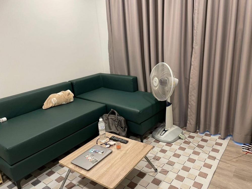 For RentCondoThaphra, Talat Phlu, Wutthakat : 👑 Beat Bangwa Interchange 👑 2 bedrooms, 1 bathroom Beautiful room, fully decorated There are electrical appliances you can move in to.
