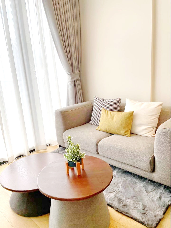 ให้เช่าคอนโดวิทยุ ชิดลม หลังสวน : 3919😊 For RENT ให้เช่า 1 ห้องนอน🚄ใกล้ BTS ชิดลม🏢28 Chidlom ทเวนตี้เอท ชิดลม 🔔พื้นที่:44.00ตร.ม.💲เช่า:53,000฿📞O99-5919653,065-9423251✅LineID:@sureresidence