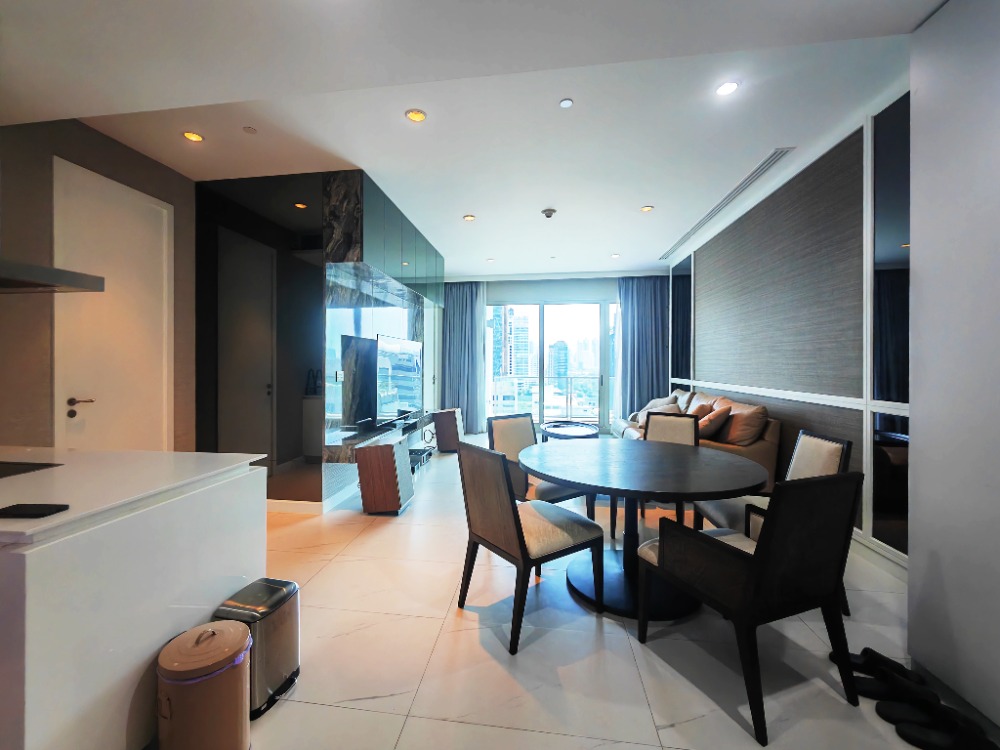 For SaleCondoWitthayu, Chidlom, Langsuan, Ploenchit : SALE 185 Ratchadamri Condo, 2 bedrooms, ready to move in, next to BTS Ratchadamri ☎️ 092 962 4691 Line ID: @nirin789