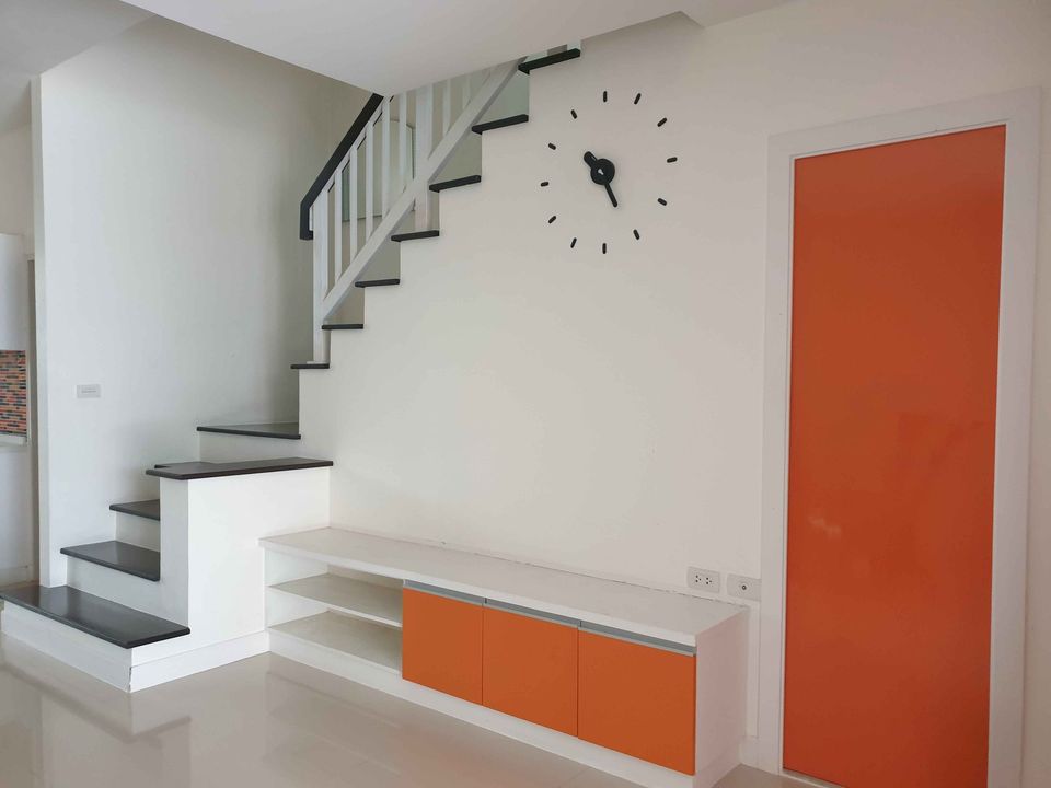 For RentTownhomeLadprao101, Happy Land, The Mall Bang Kapi : For rent Town Plus X Ladprao Soi Yothin Phatthana Opposite Central Eastville and Crystal Park, ready to move in.