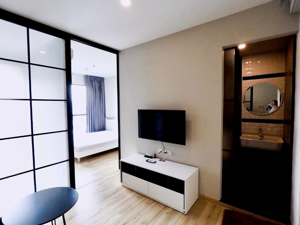 ให้เช่าคอนโดปิ่นเกล้า จรัญสนิทวงศ์ : 👑 Brix Condominium 👑 ห้องสวยพร้อมให้เช่า เฟอร์ฯและเครื่องใช้ไฟฟ้าครบ พร้อมย้ายเข้าอยู่