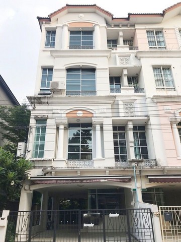 ให้เช่าทาวน์โฮมเลียบทางด่วนรามอินทรา : HR1331ให้เช่าทาวน์เฮ้าส์ 4 ชั้น โครงการบ้านกลางเมืองพระรามเก้า-ลาดพร้าว เดินทางสะดวกใกล้เลียบด่วนรามอินทรา